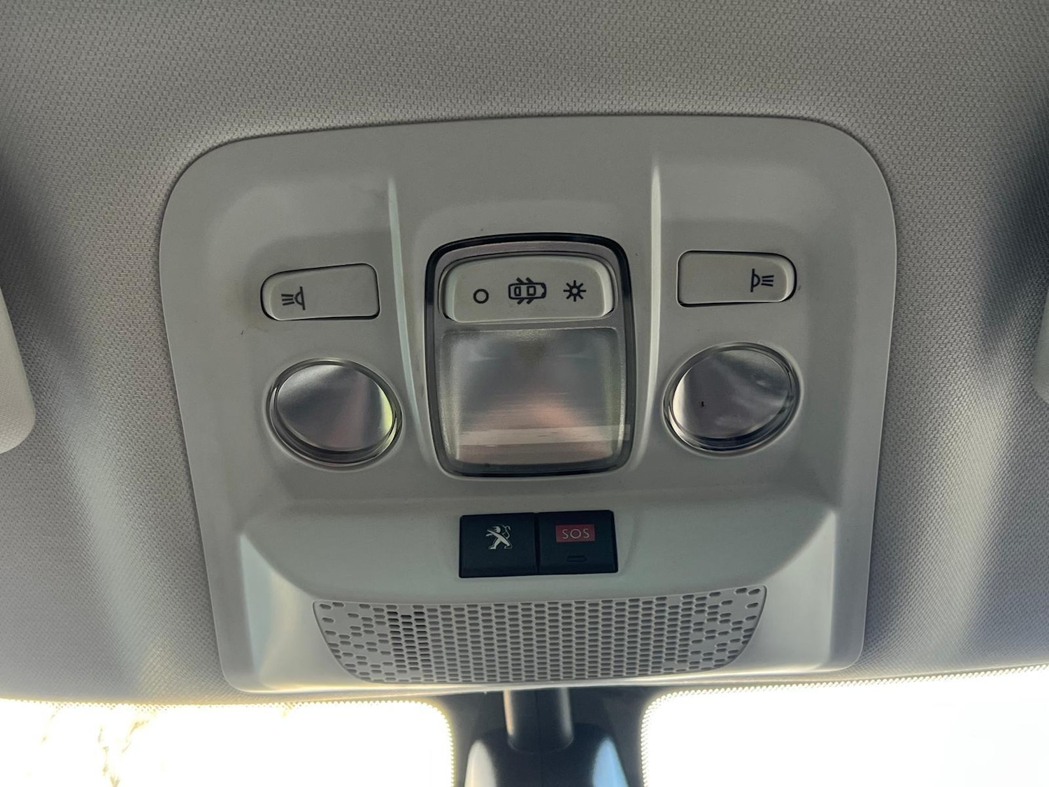 Used Peugeot 2008 2017 for sale - 77229223: Photo 41