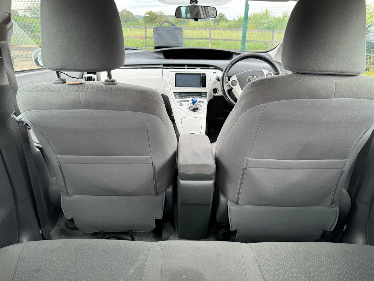 Used Toyota Prius 2023 for sale - 76700930: Photo 14