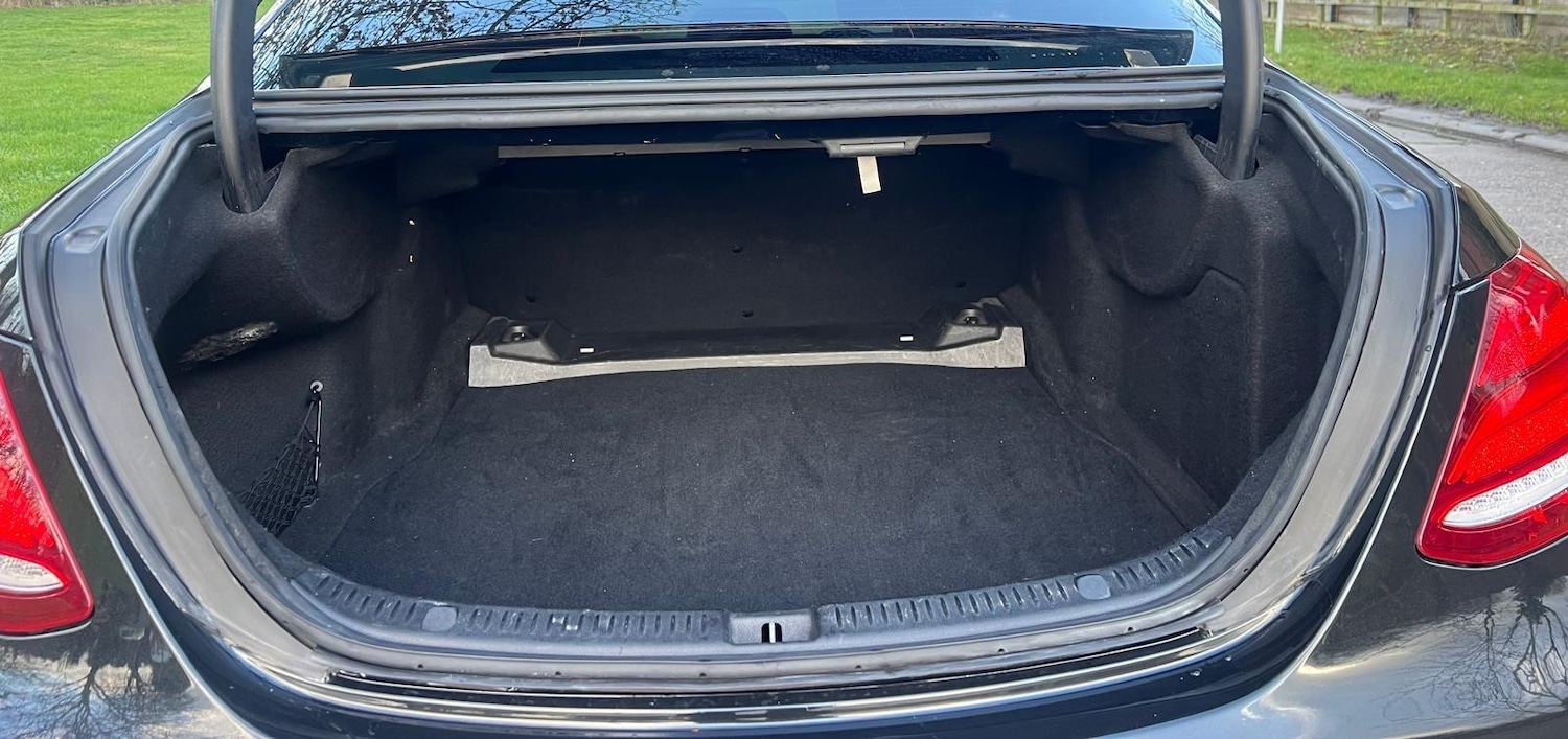 Used Mercedes-Benz E Class 2017 for sale - 77613038: Photo 54