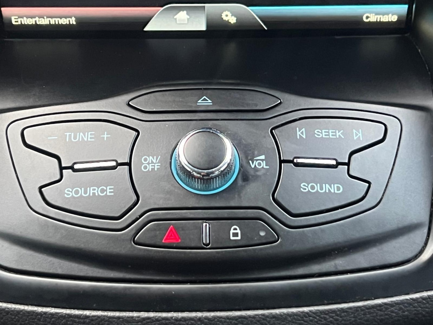 Used Ford Kuga 2016 for sale - 77143304: Photo 24