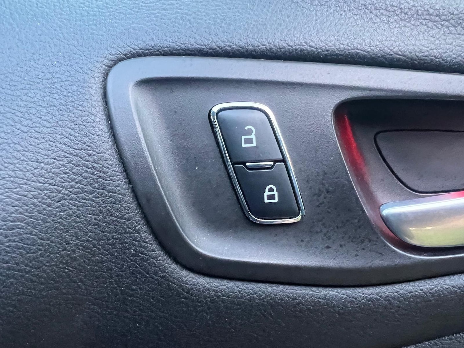 Used Ford Kuga 2016 for sale - 77143304: Photo 29