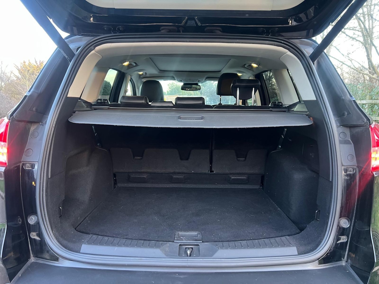 Used Ford Kuga 2016 for sale - 77143304: Photo 40