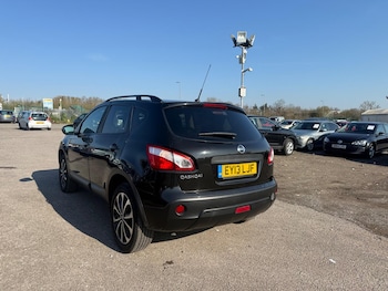 Used Nissan Qashqai 2013 for sale - 77957950: Photo