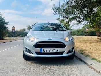 Used Ford Fiesta 2013 for sale - 79645000: Photo