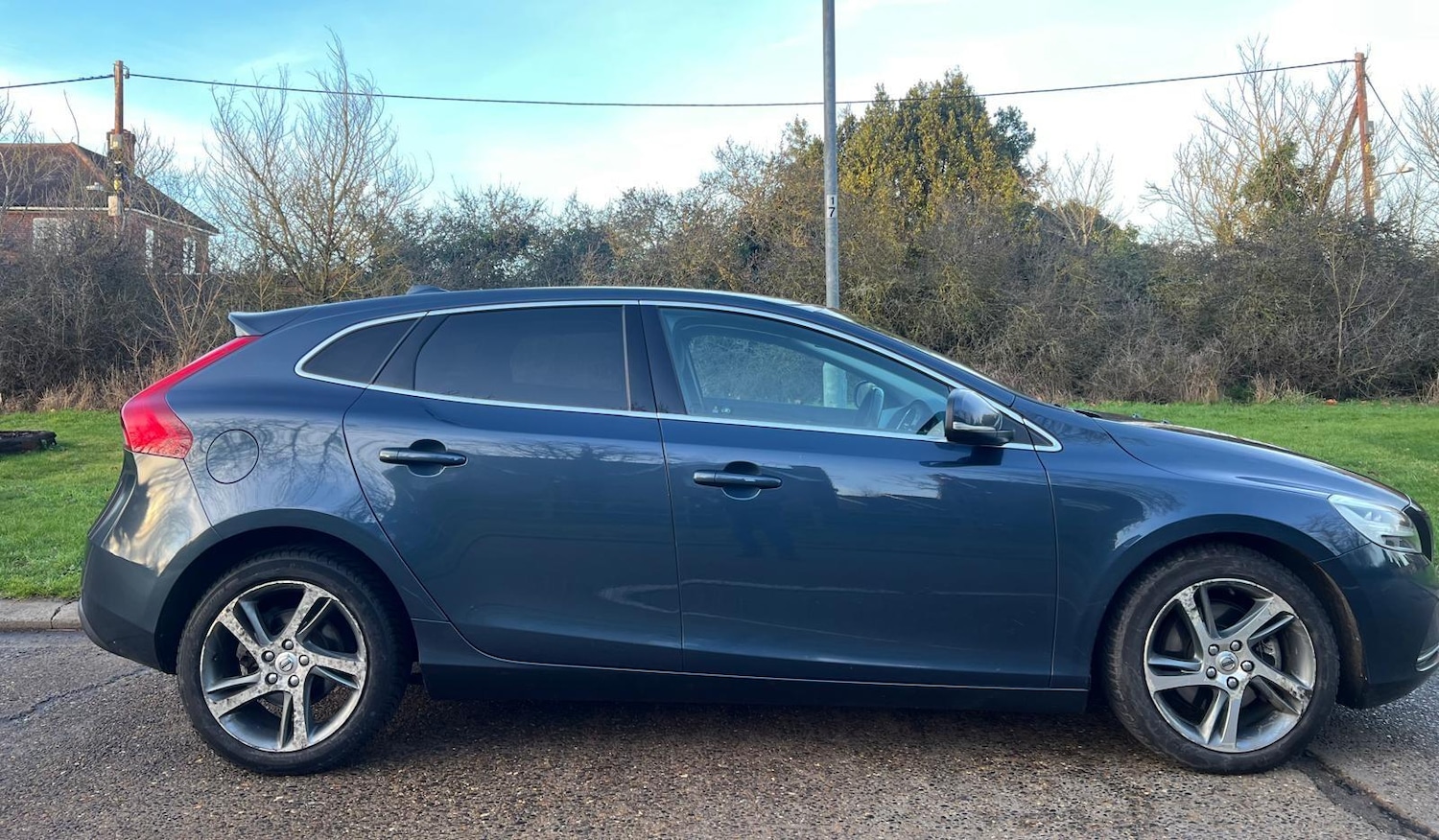 Used Volvo V40 2016 for sale - 77646950: Photo 10