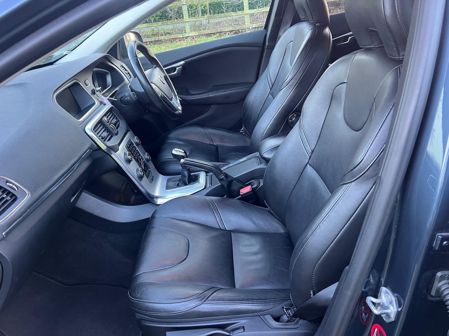 Used Volvo V40 2016 for sale - 77646950: Photo 17