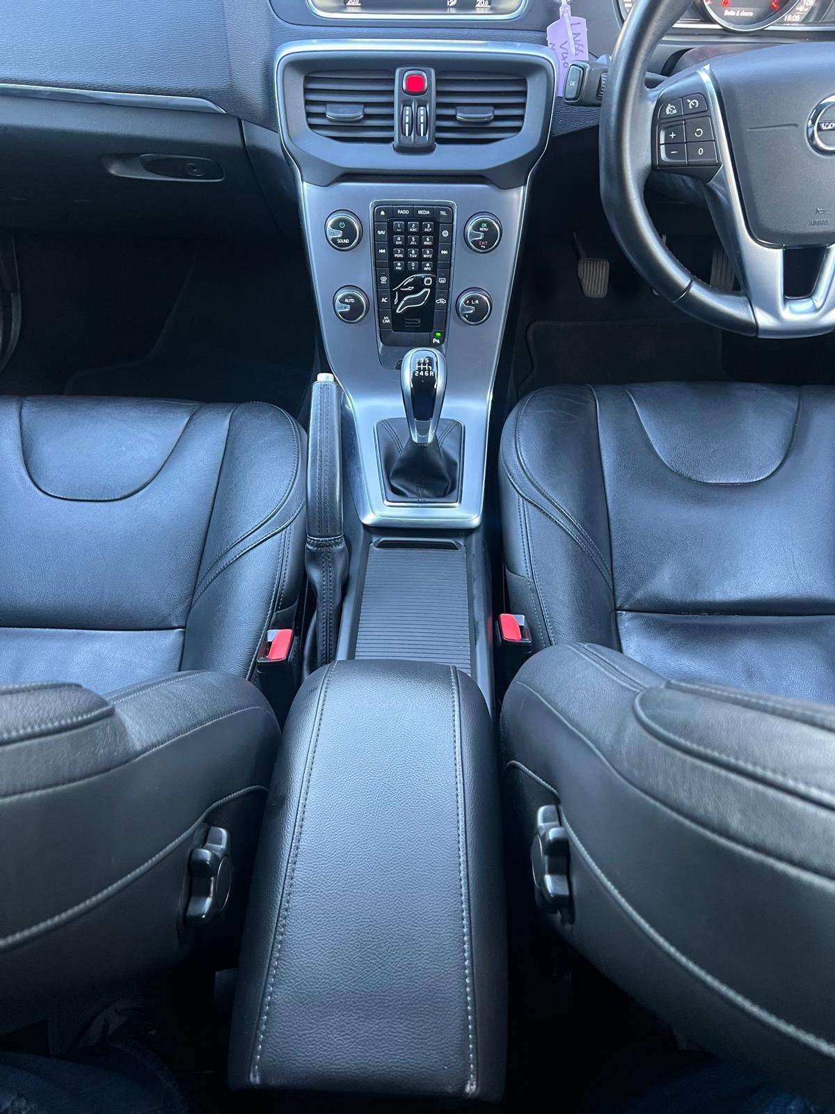 Used Volvo V40 2016 for sale - 77646950: Photo 29