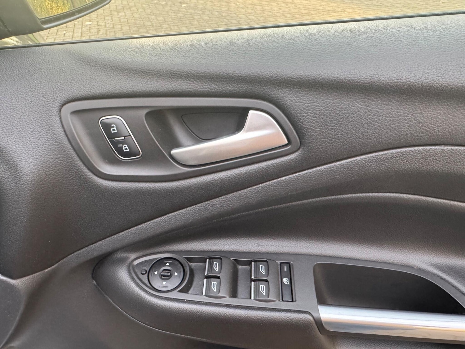 Used Ford Kuga 2017 for sale - 76499482: Photo 30