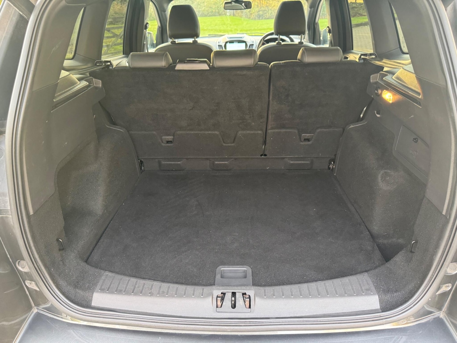 Used Ford Kuga 2017 for sale - 76499482: Photo 44