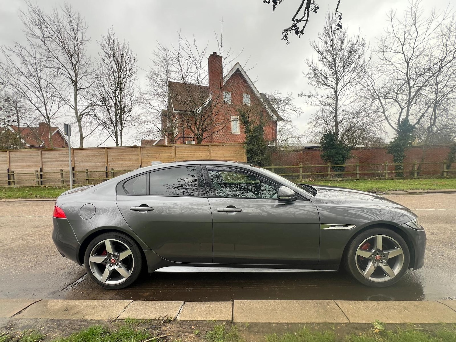 Used Jaguar XE 2016 for sale - 77612078: Photo 16