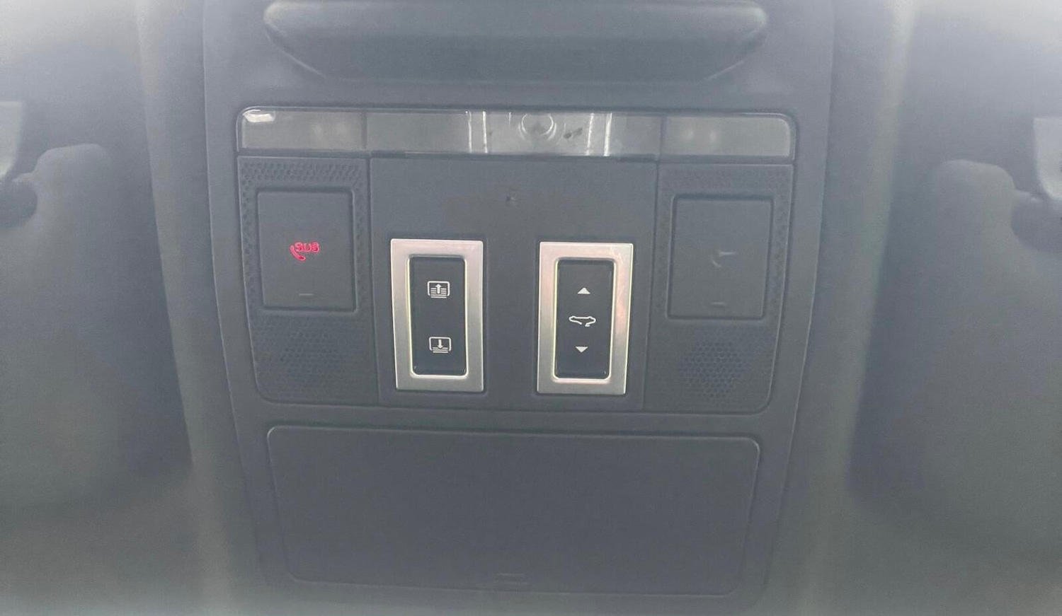 Used Jaguar XE 2016 for sale - 77612078: Photo 38