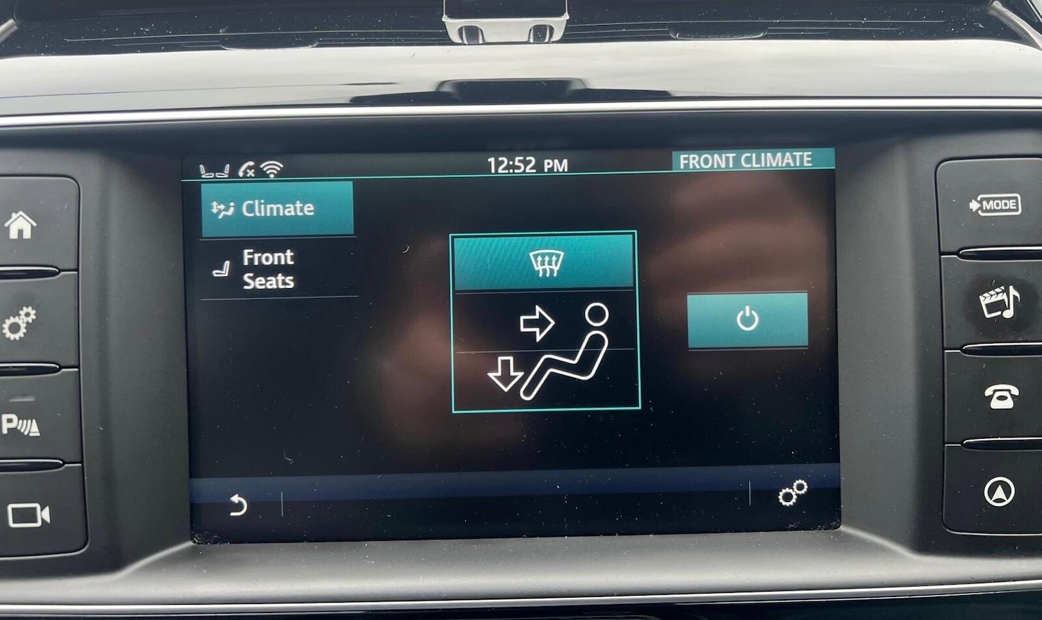 Used Jaguar XE 2016 for sale - 77612078: Photo 43