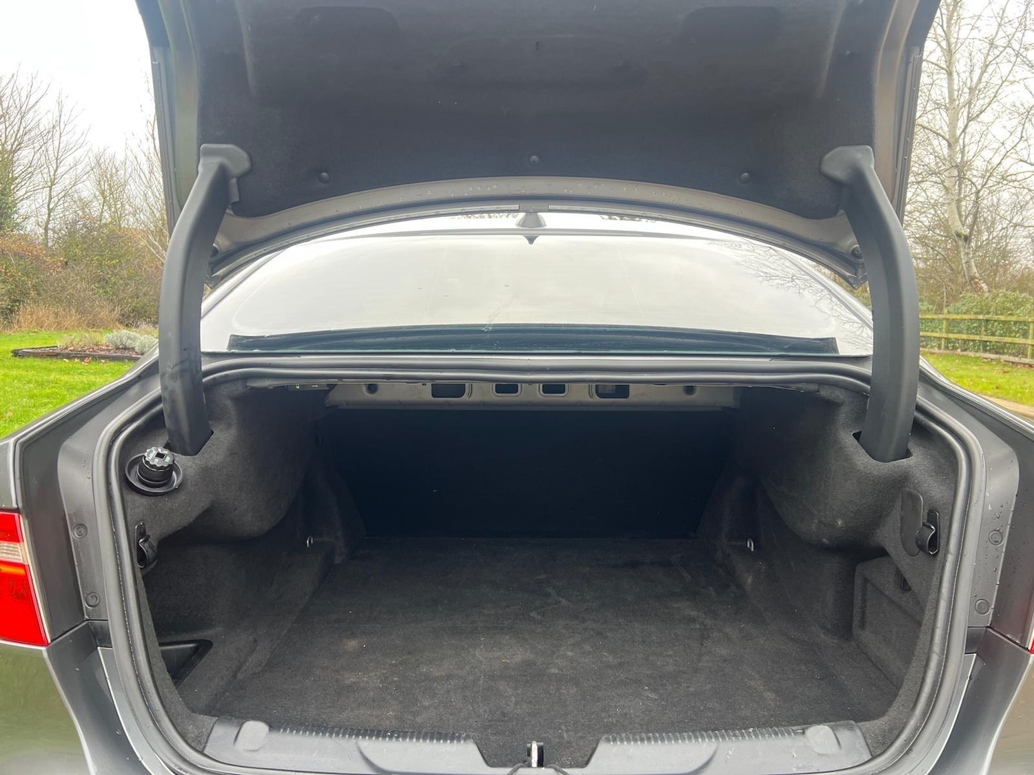 Used Jaguar XE 2016 for sale - 77612078: Photo 45