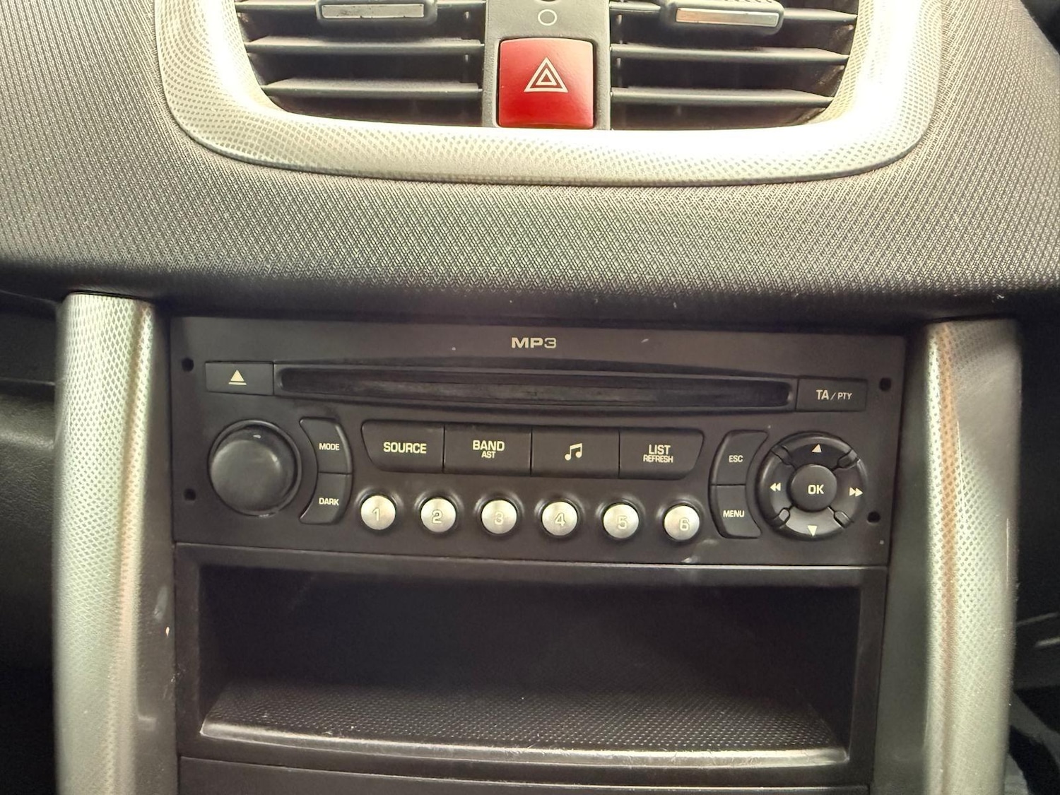 Used Peugeot 207 2009 for sale - 78007280: Photo 16