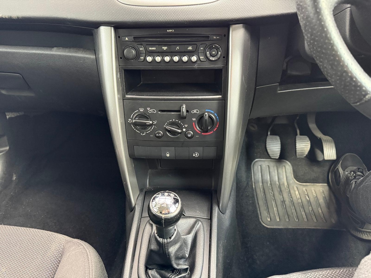 Used Peugeot 207 2009 for sale - 78007280: Photo 18