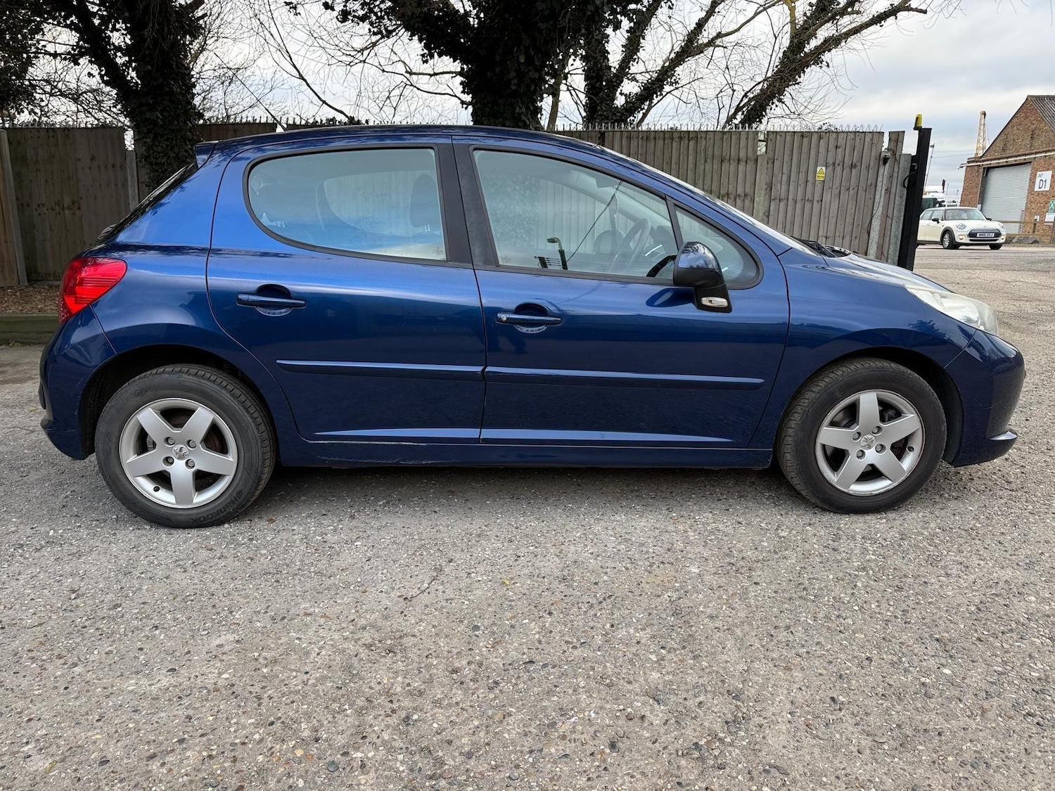 Used Peugeot 207 2009 for sale - 78007280: Photo 8