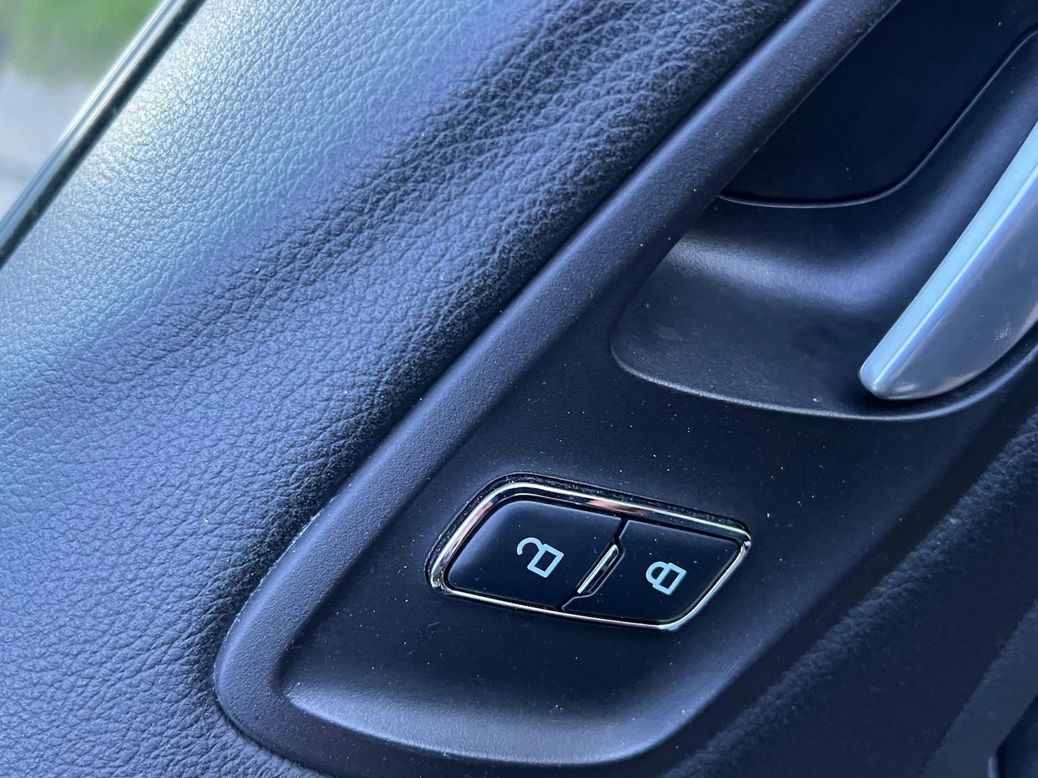 Used Ford Kuga 2015 for sale - 77839138: Photo 27