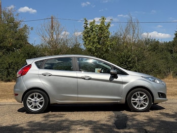 Used Ford Fiesta 2014 for sale - 79465270: Photo