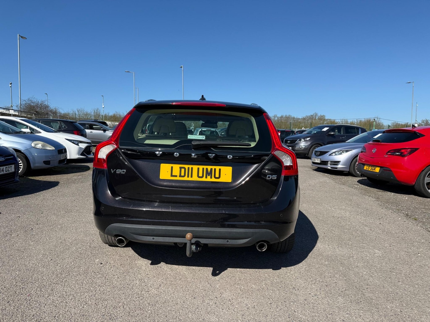 Used Volvo V60 2011 for sale - 77957171: Photo 5