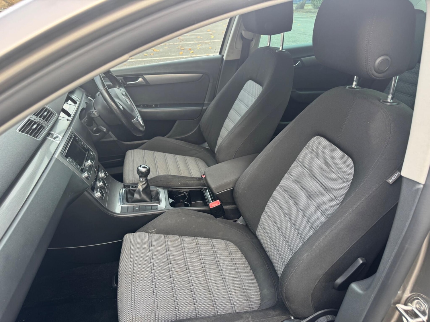 Used Volkswagen Passat for sale - 76473858: Photo 11