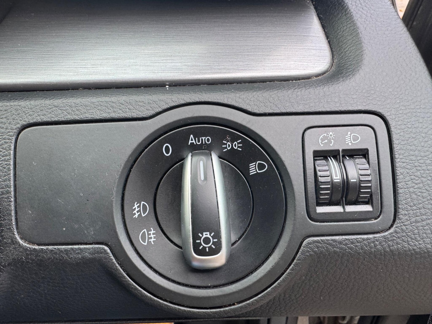 Used Volkswagen Passat for sale - 76473858: Photo 22