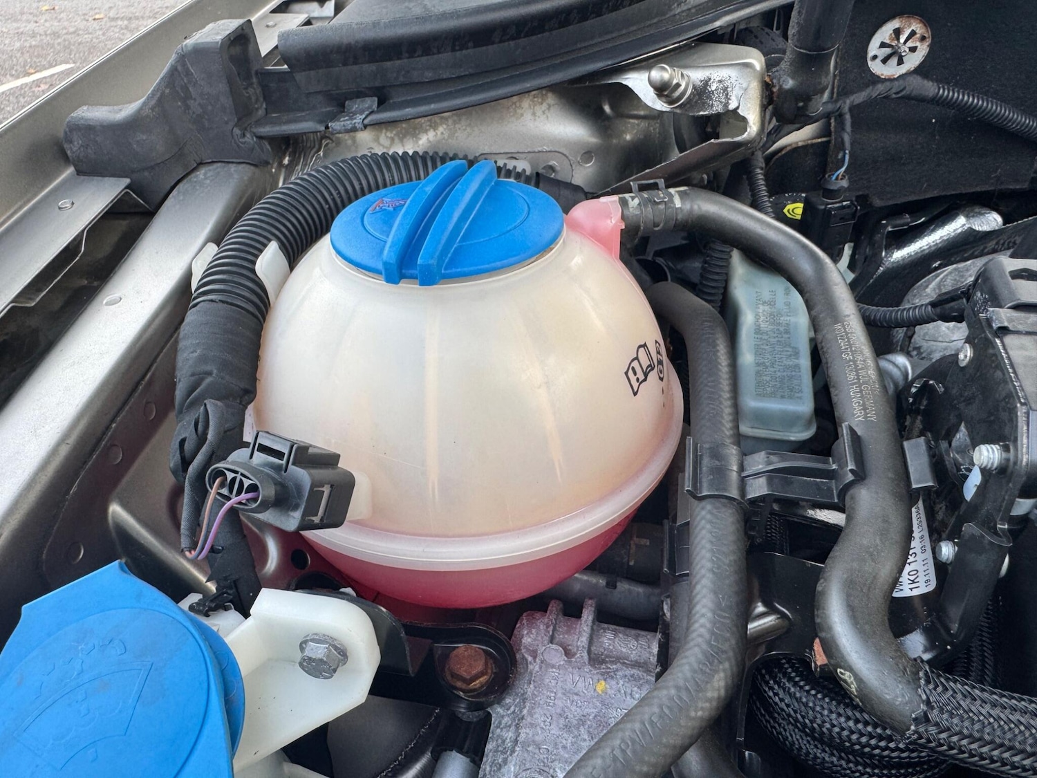 Used Volkswagen Passat for sale - 76473858: Photo 28