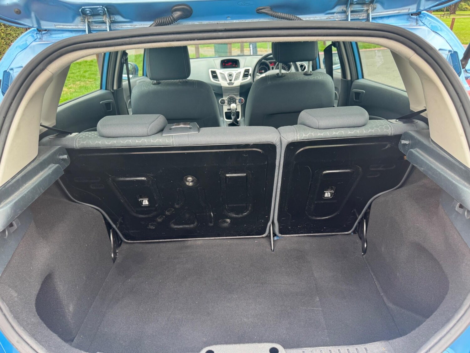 Used Ford Fiesta 2011 for sale - 76084957: Photo 22