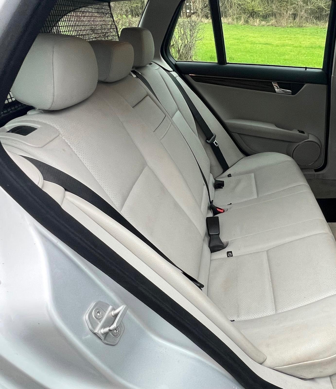 Used Mercedes-Benz C Class 2009 for sale - 77455800: Photo 22