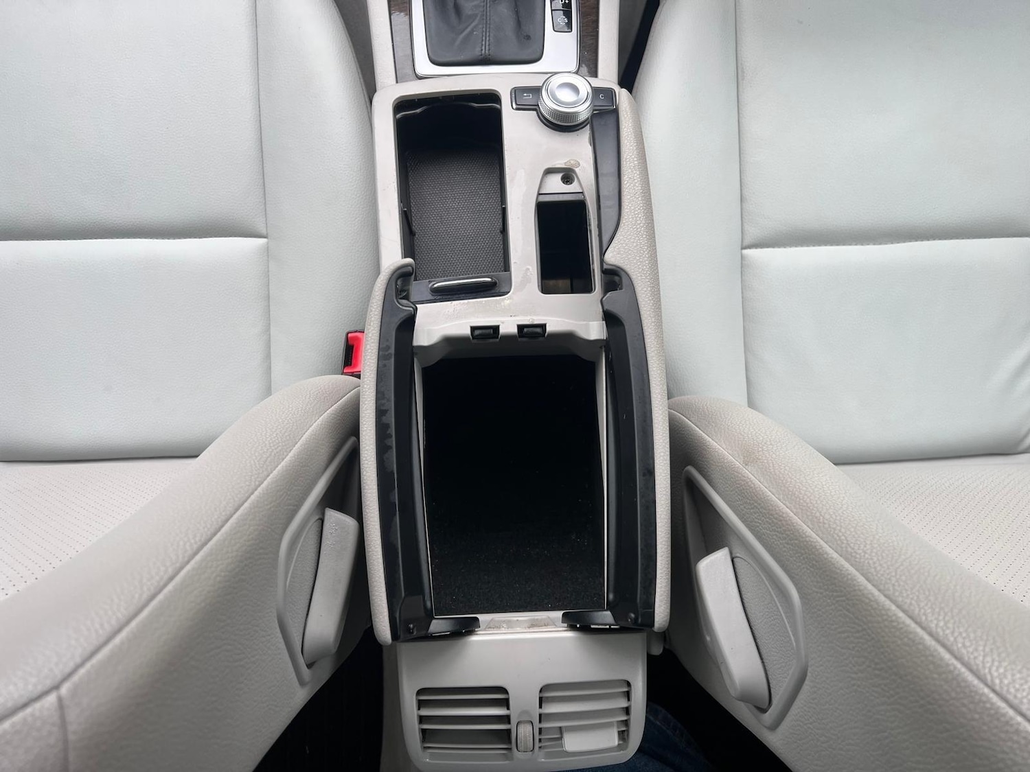 Used Mercedes-Benz C Class 2009 for sale - 77455800: Photo 23