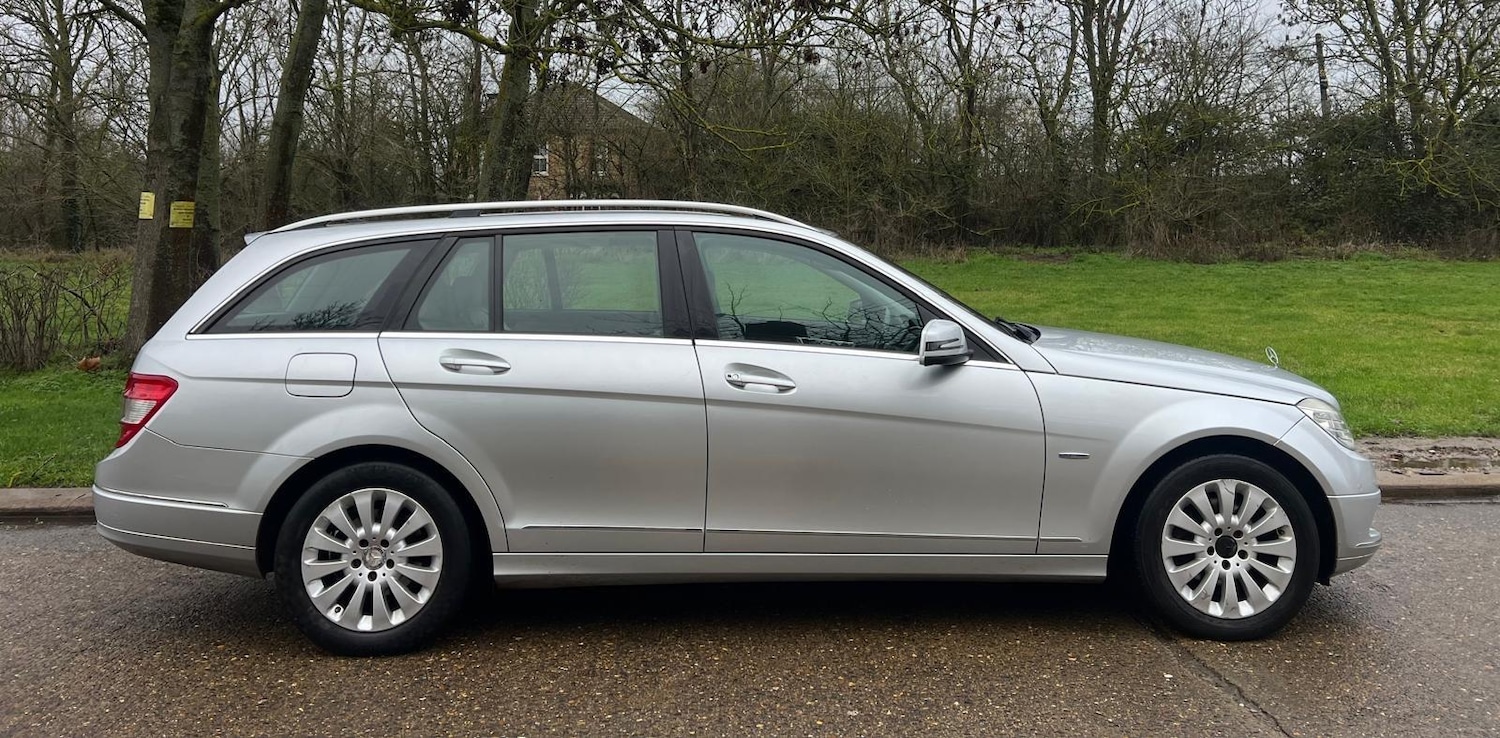 Used Mercedes-Benz C Class 2009 for sale - 77455800: Photo 8