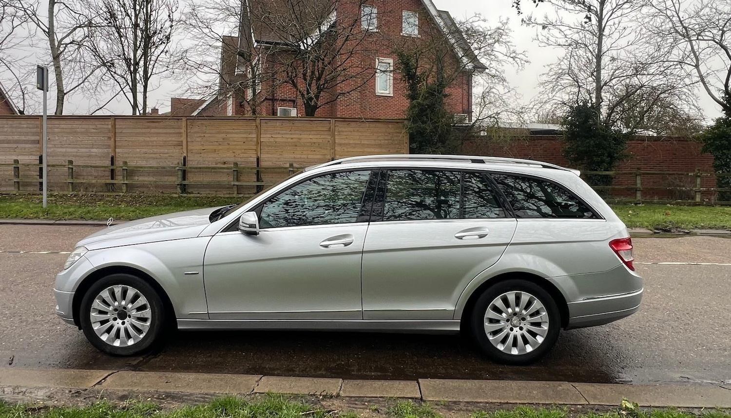 Used Mercedes-Benz C Class 2009 for sale - 77455800: Photo 9