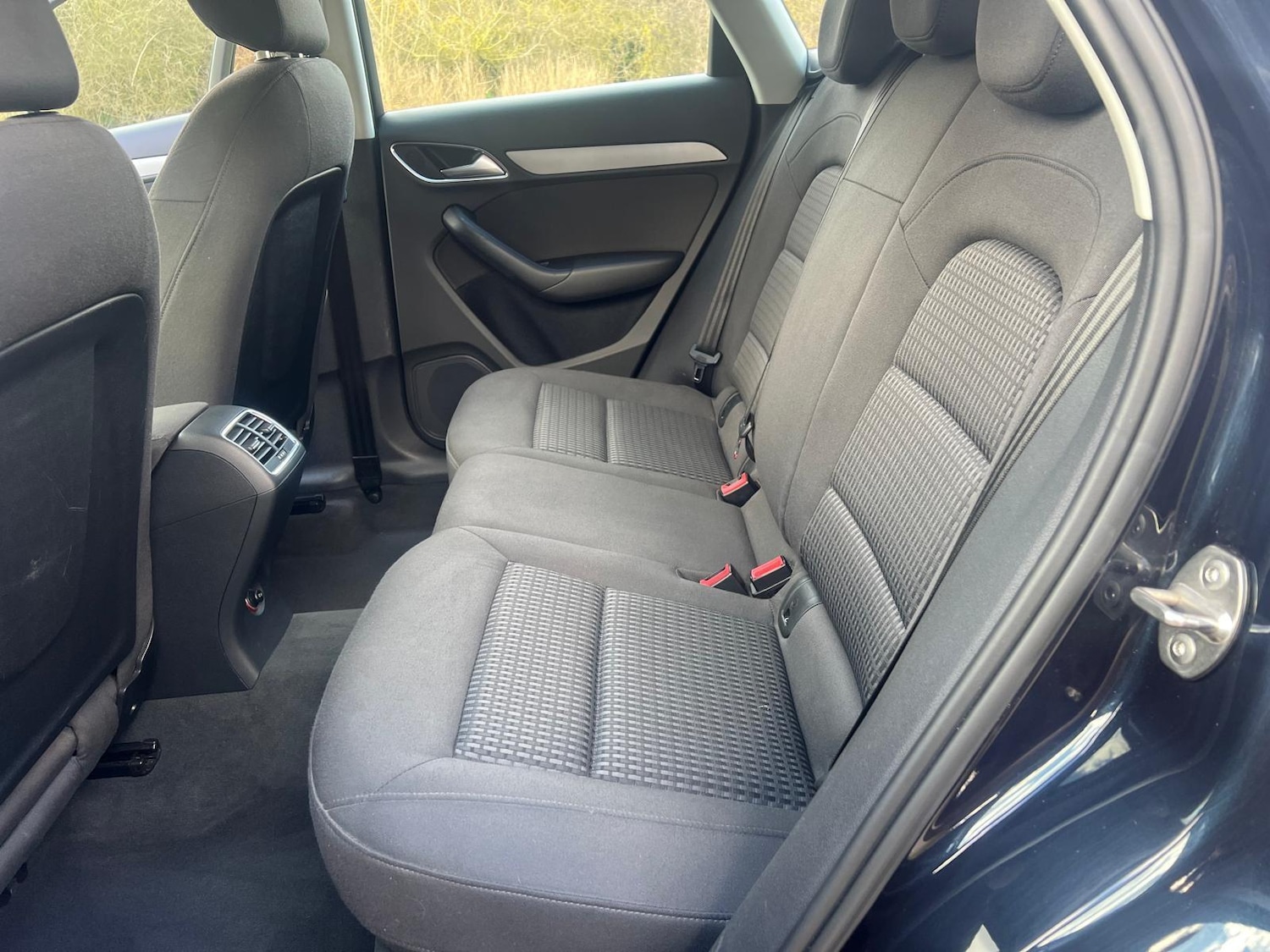 Used Audi Q3 2014 for sale - 77658360: Photo 24