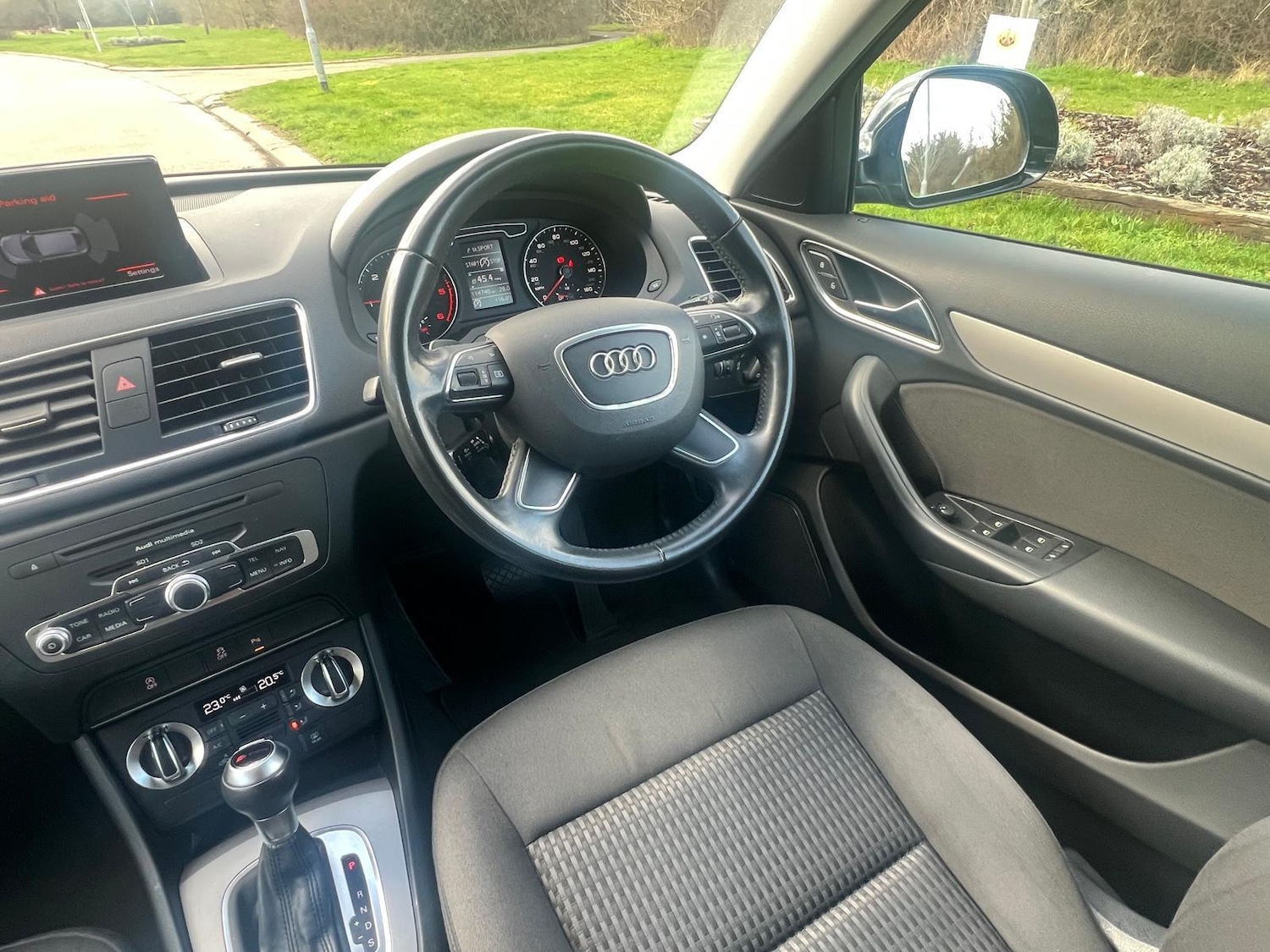 Used Audi Q3 2014 for sale - 77658360: Photo 26