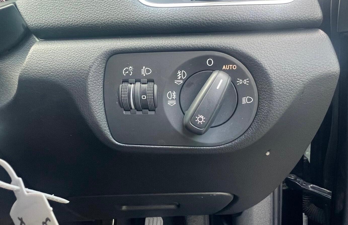 Used Audi Q3 2014 for sale - 77658360: Photo 37