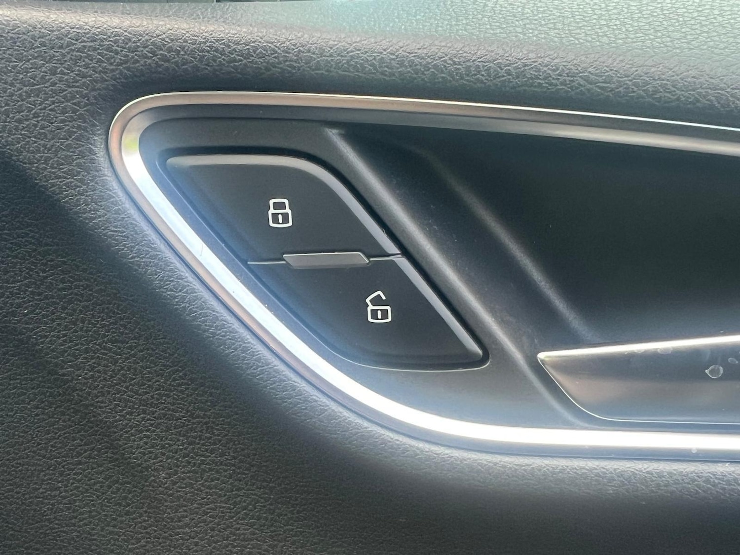 Used Audi Q3 2014 for sale - 77658360: Photo 39