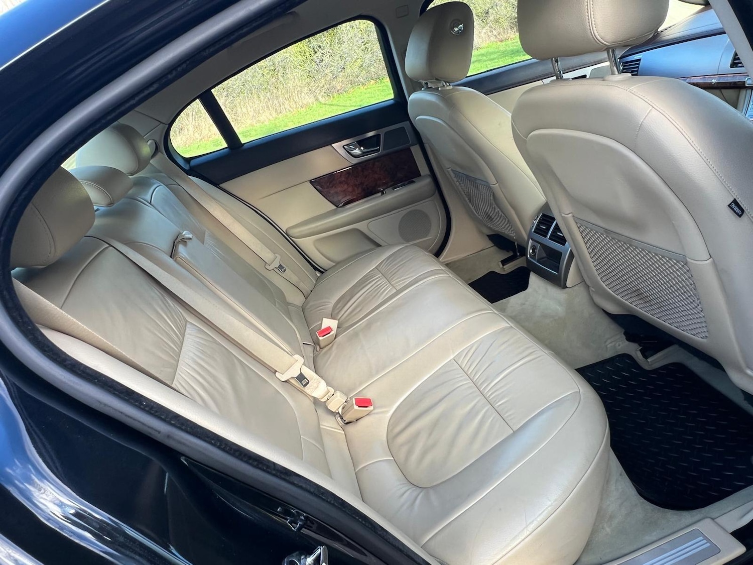 Used Jaguar XF 2011 for sale - 77229228: Photo 16