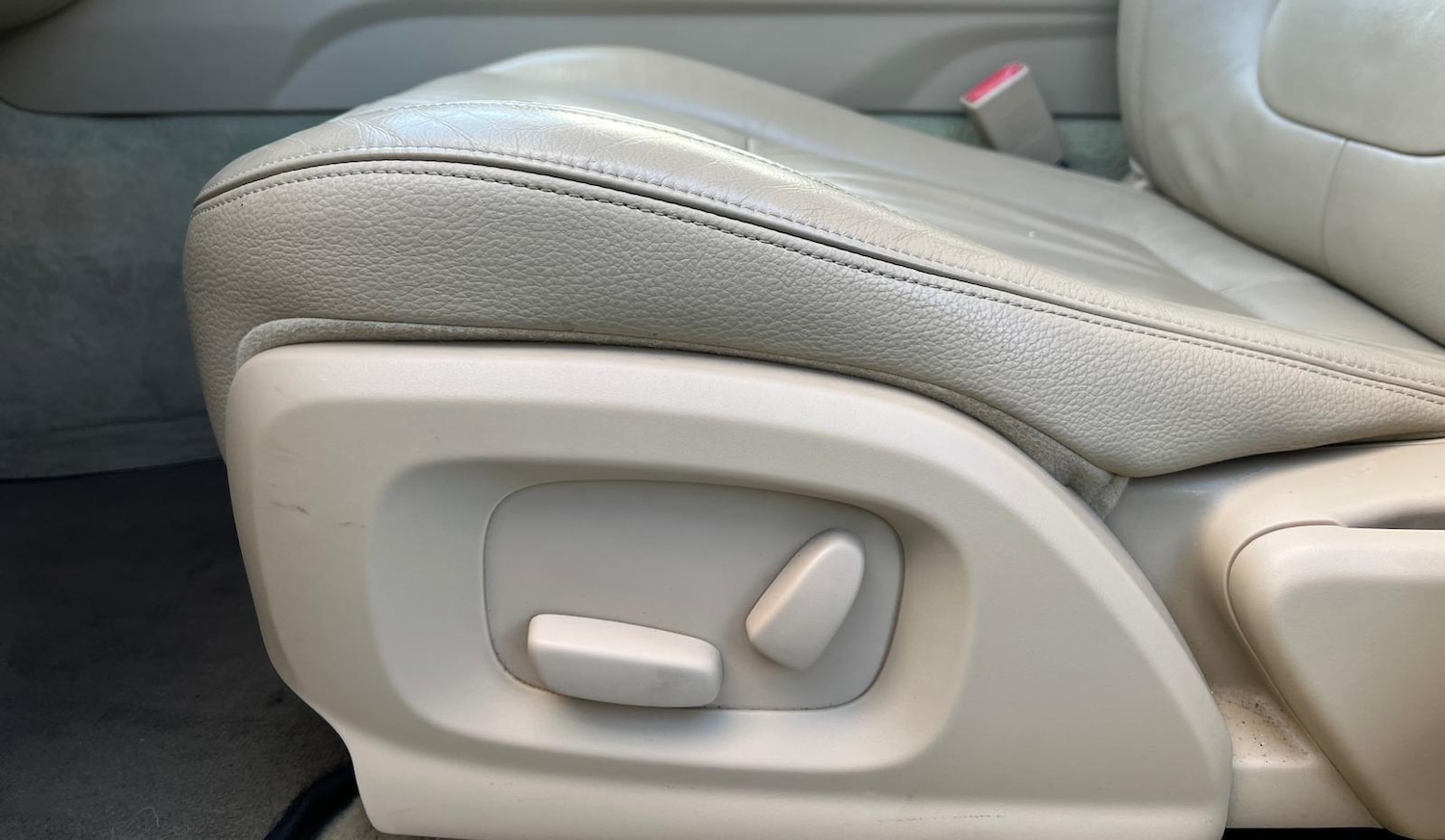 Used Jaguar XF 2011 for sale - 77229228: Photo 18