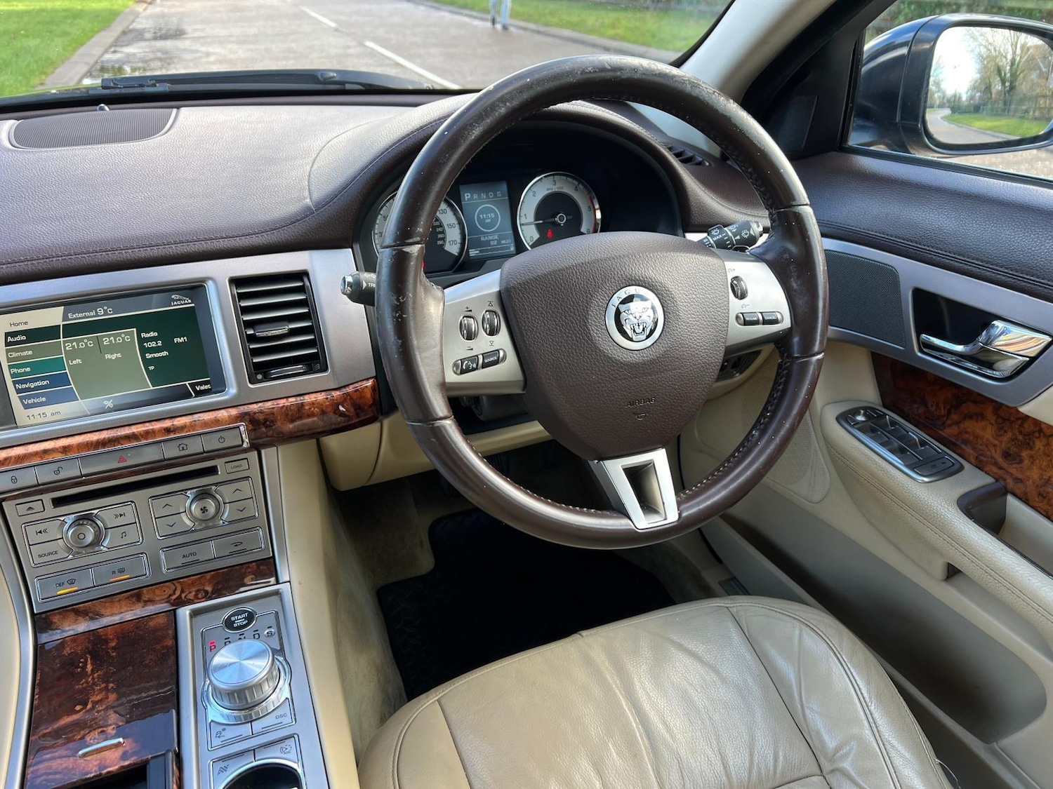 Used Jaguar XF 2011 for sale - 77229228: Photo 21