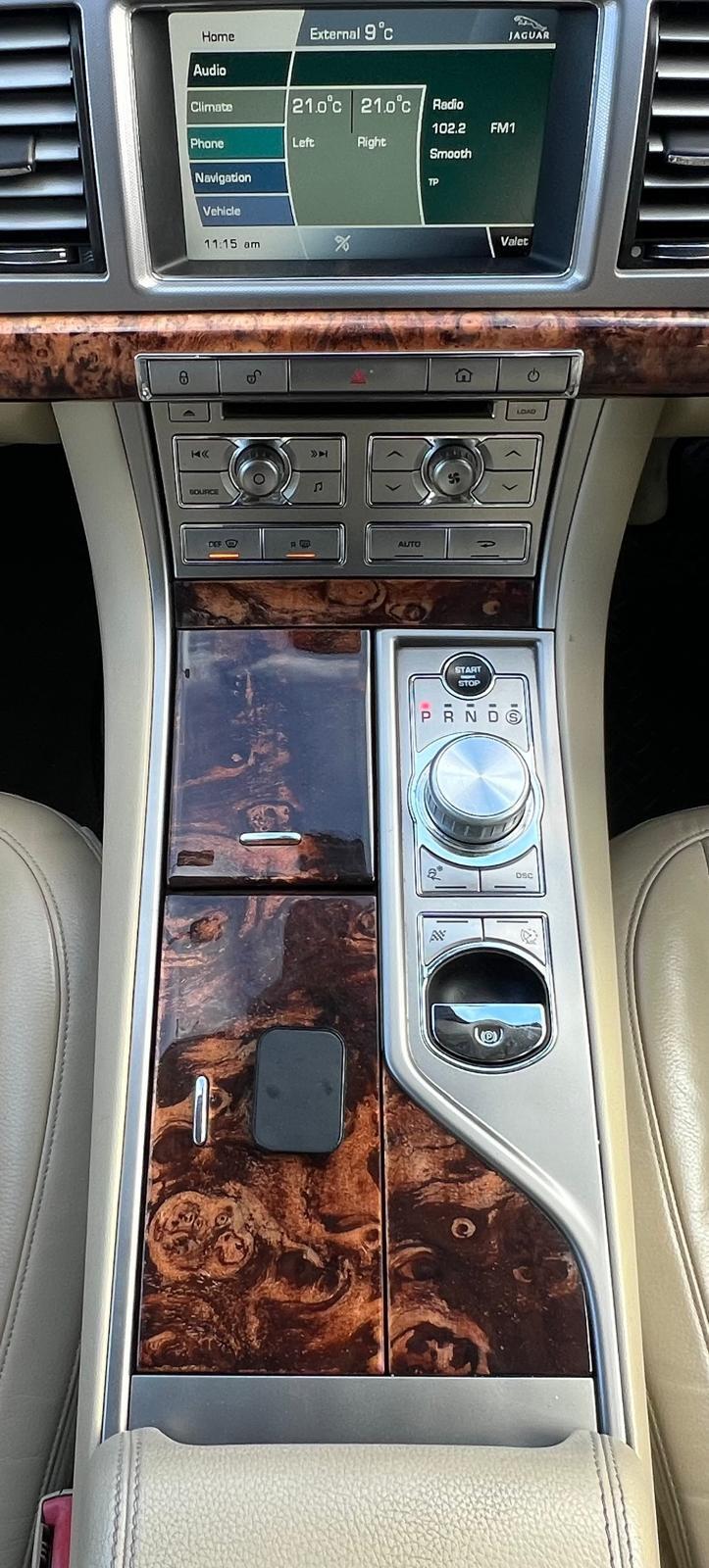 Used Jaguar XF 2011 for sale - 77229228: Photo 25