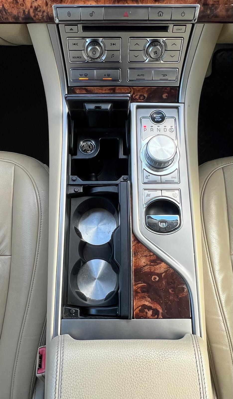 Used Jaguar XF 2011 for sale - 77229228: Photo 26