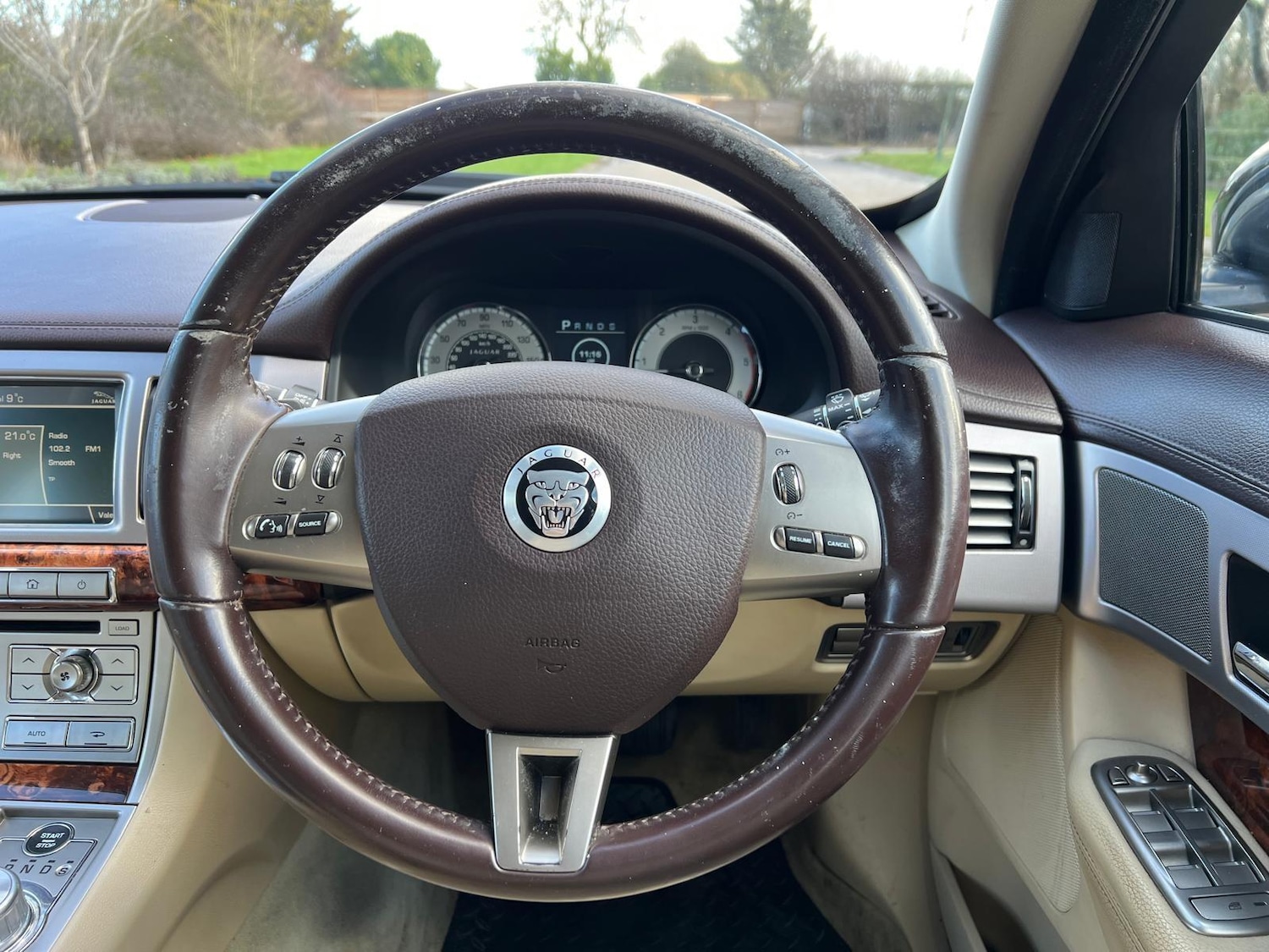 Used Jaguar XF 2011 for sale - 77229228: Photo 28