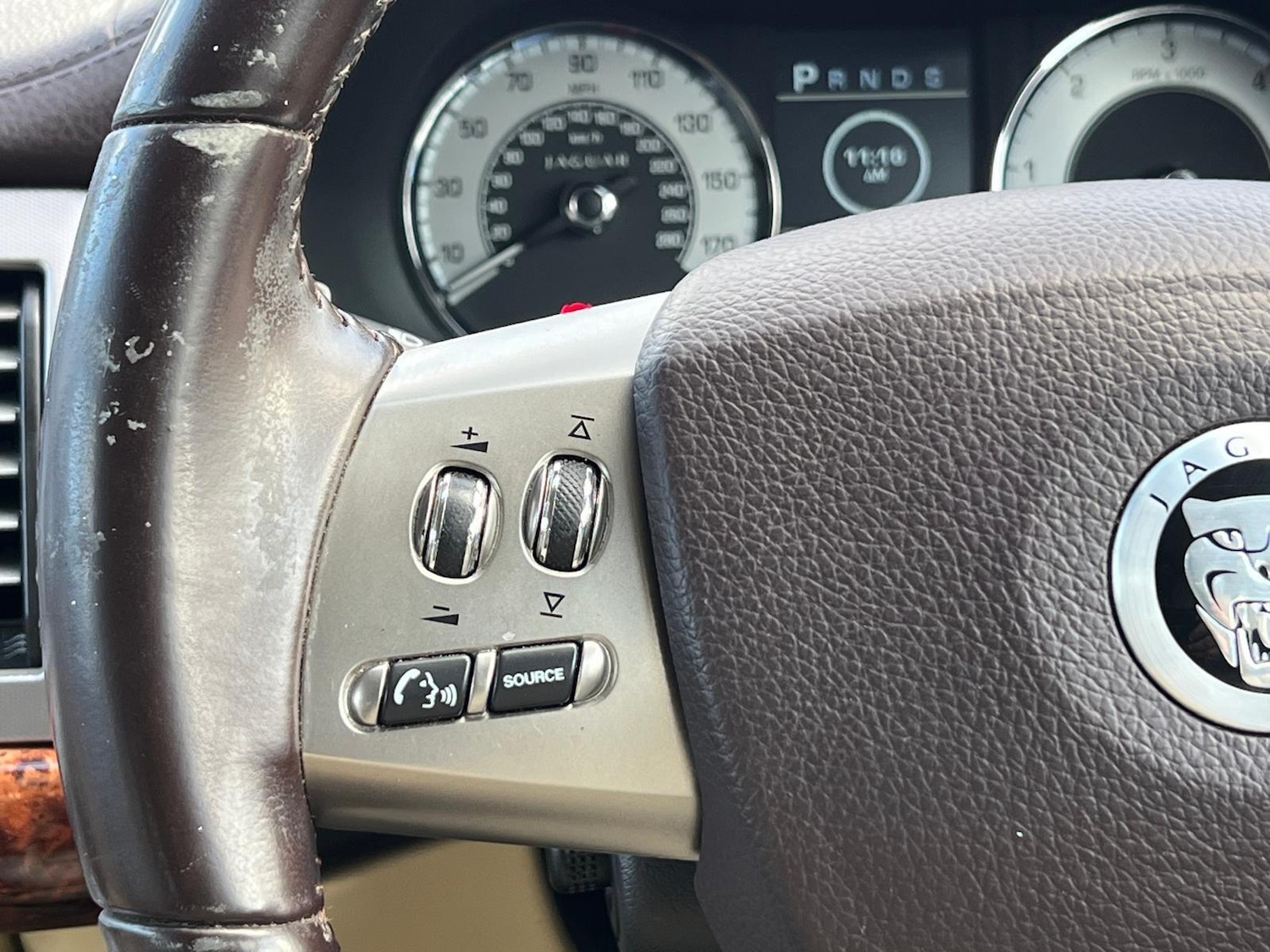 Used Jaguar XF 2011 for sale - 77229228: Photo 29