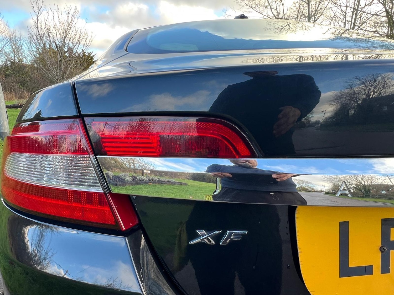 Used Jaguar XF 2011 for sale - 77229228: Photo 9