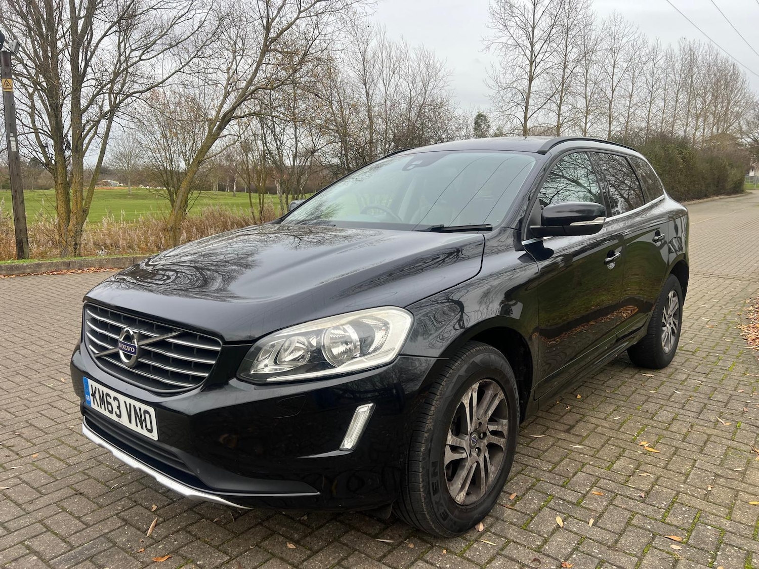 Used Volvo XC60 2013 for sale - 76994824: Photo 3