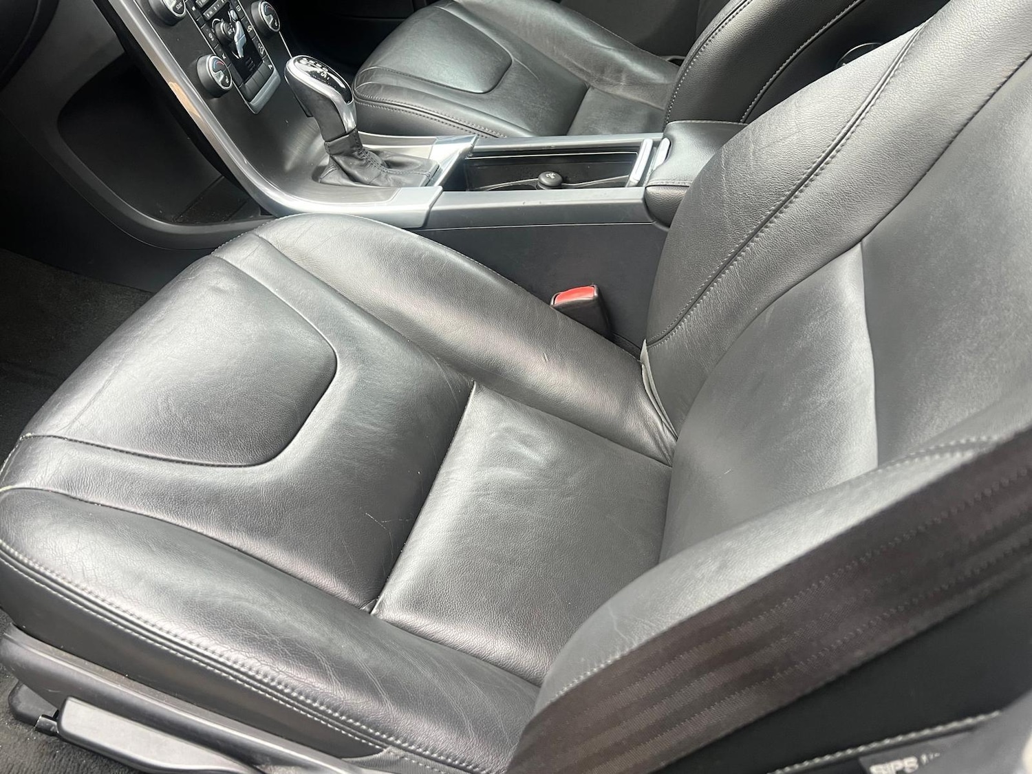 Used Volvo XC60 2013 for sale - 76994824: Photo 32