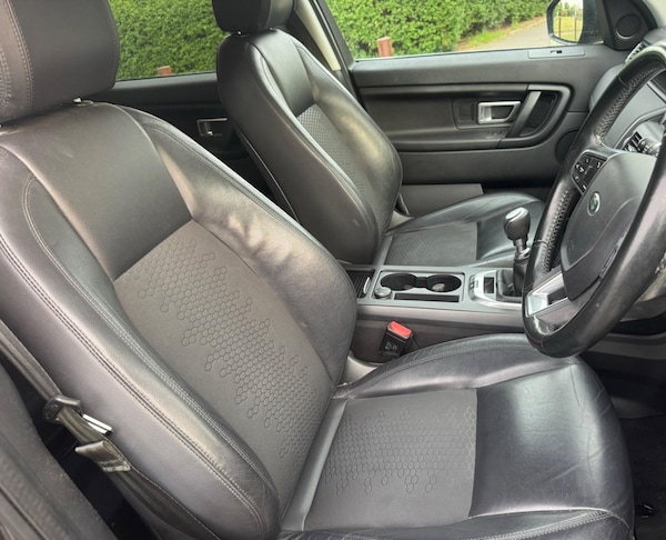 Used Land Rover Discovery Sport 2017 for sale - 74553802: Photo 10