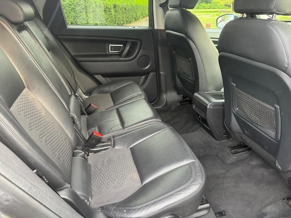 Used Land Rover Discovery Sport 2017 for sale - 74553802: Photo 14