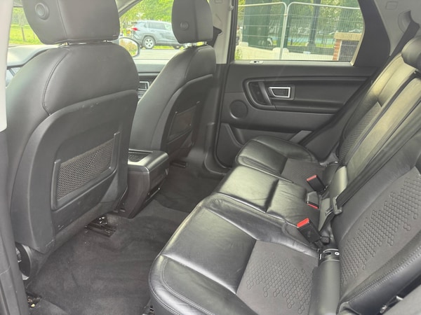 Used Land Rover Discovery Sport 2017 for sale - 74553802: Photo 15