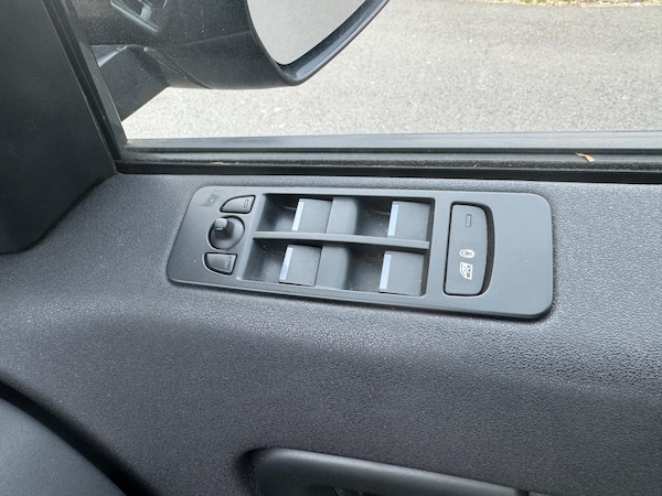 Used Land Rover Discovery Sport 2017 for sale - 74553802: Photo 29
