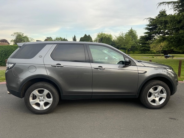 Used Land Rover Discovery Sport 2017 for sale - 74553802: Photo 7